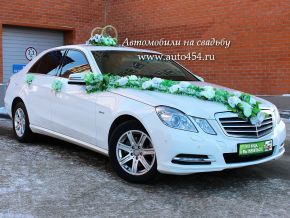 Прокат свадебных украшений для авто в Челябинске. Большой выбор!